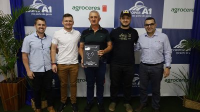 Acima de 800 matrizes, 3º lugar Olmar Pauli de Tunápolis