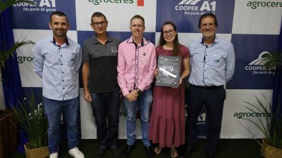 Acima de 800 matrizes, 1º lugar Euzebio Heck de Iporã do Oeste