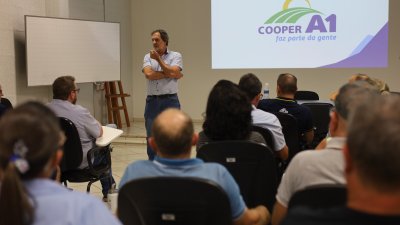 Reunião com líderes de Palmitos e Caibi
