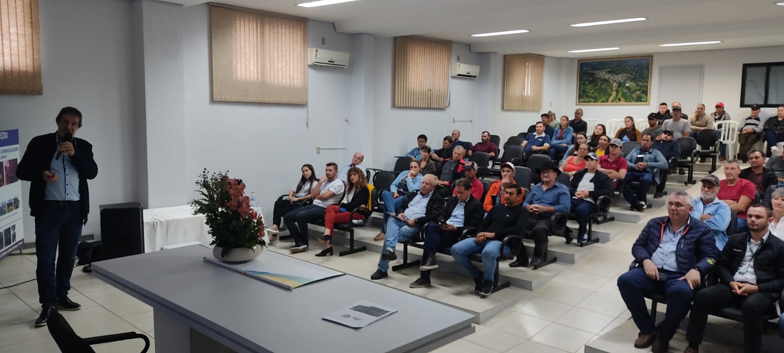 REUNIÕES DE AVALIAÇÃO: Diretoria da cooperativa iniciou o roteiro dos encontros